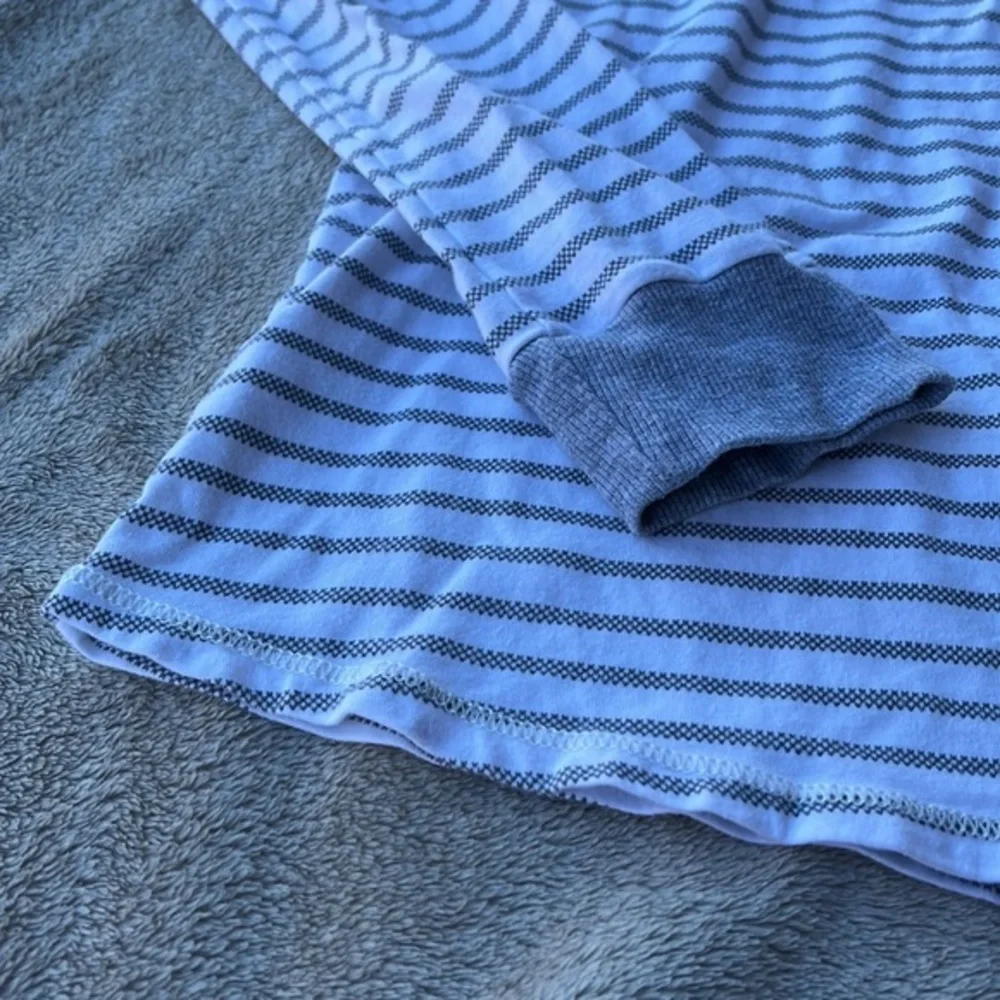 Cuddl Duds Winter Pajama Top, Size Small